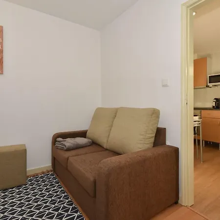 House Apartment *